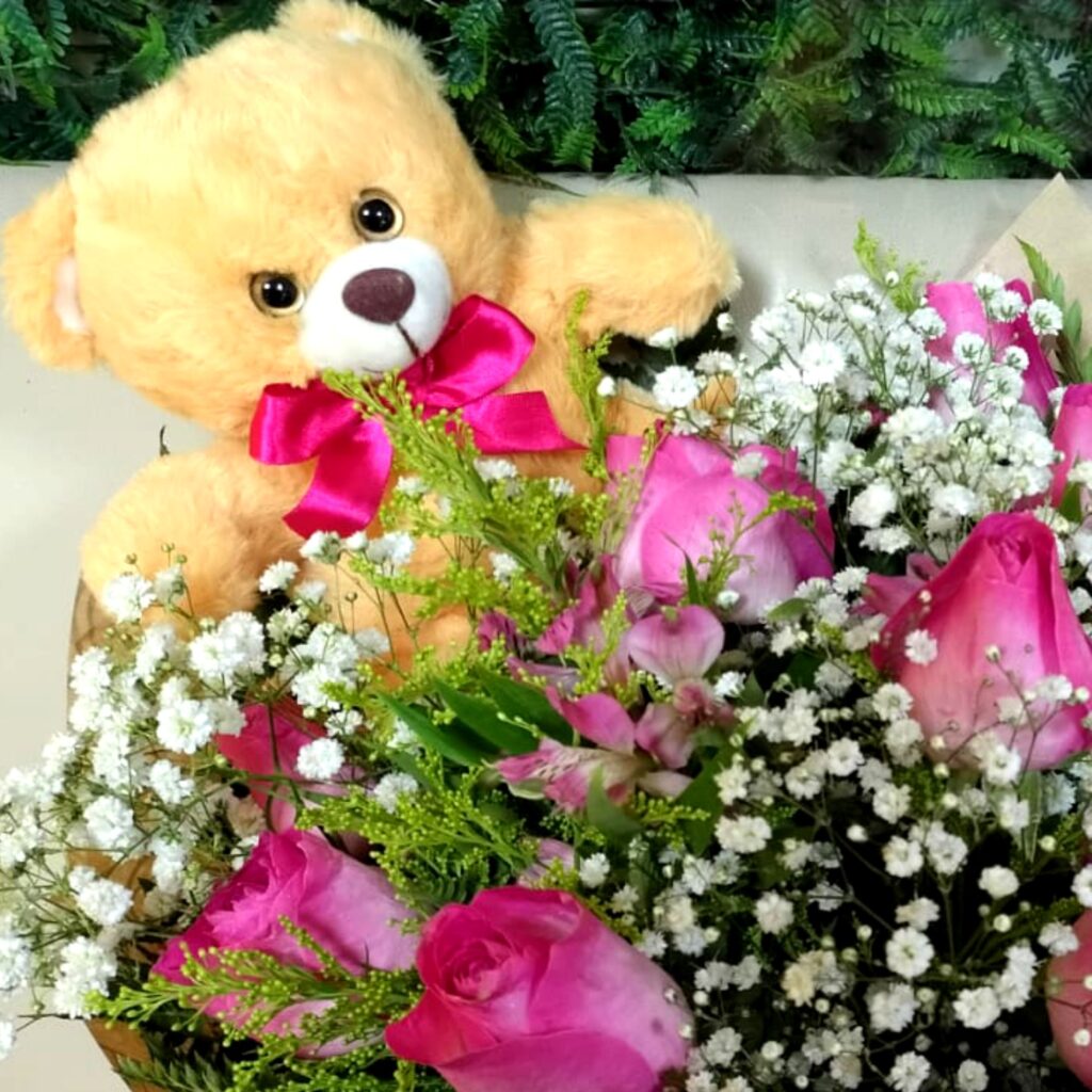 Buque-rosas-grande-urso-02